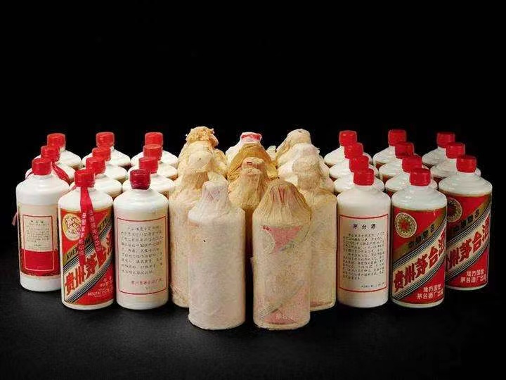 南康日照岚山回收酒价格哪里回收(附近上门回收茅台酒）?